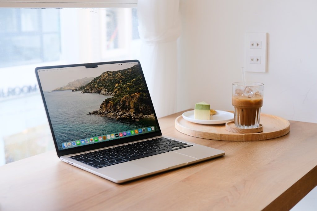best-remote-work-gear-long-term-nomads-2
