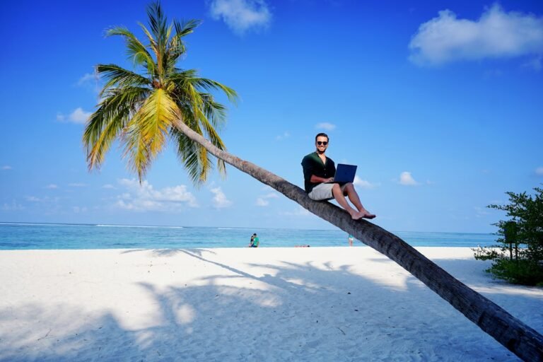 How to make money as a digital nomad in 2026, real income methods that work