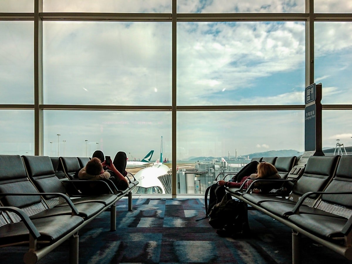How to set up your eSIM before flying, 5 minute guide for digital nomads