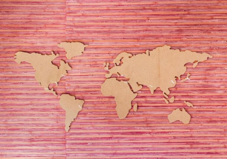 Multi-City Flight Routing for Digital Nomads (How I Visit 4 Countries Per Year) - real test review for digital nomads