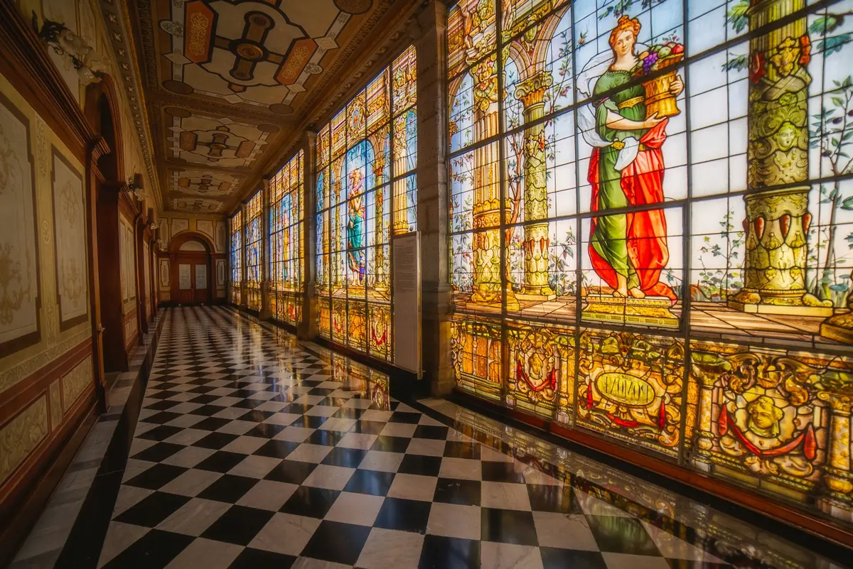 Buntglas-Flur im Schloss Chapultepec in Mexico City