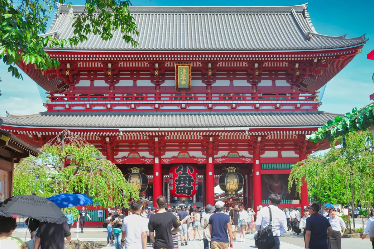 Visitors at Senso-ji temple's Kaminarimon gate in Asakusa, Tokyo