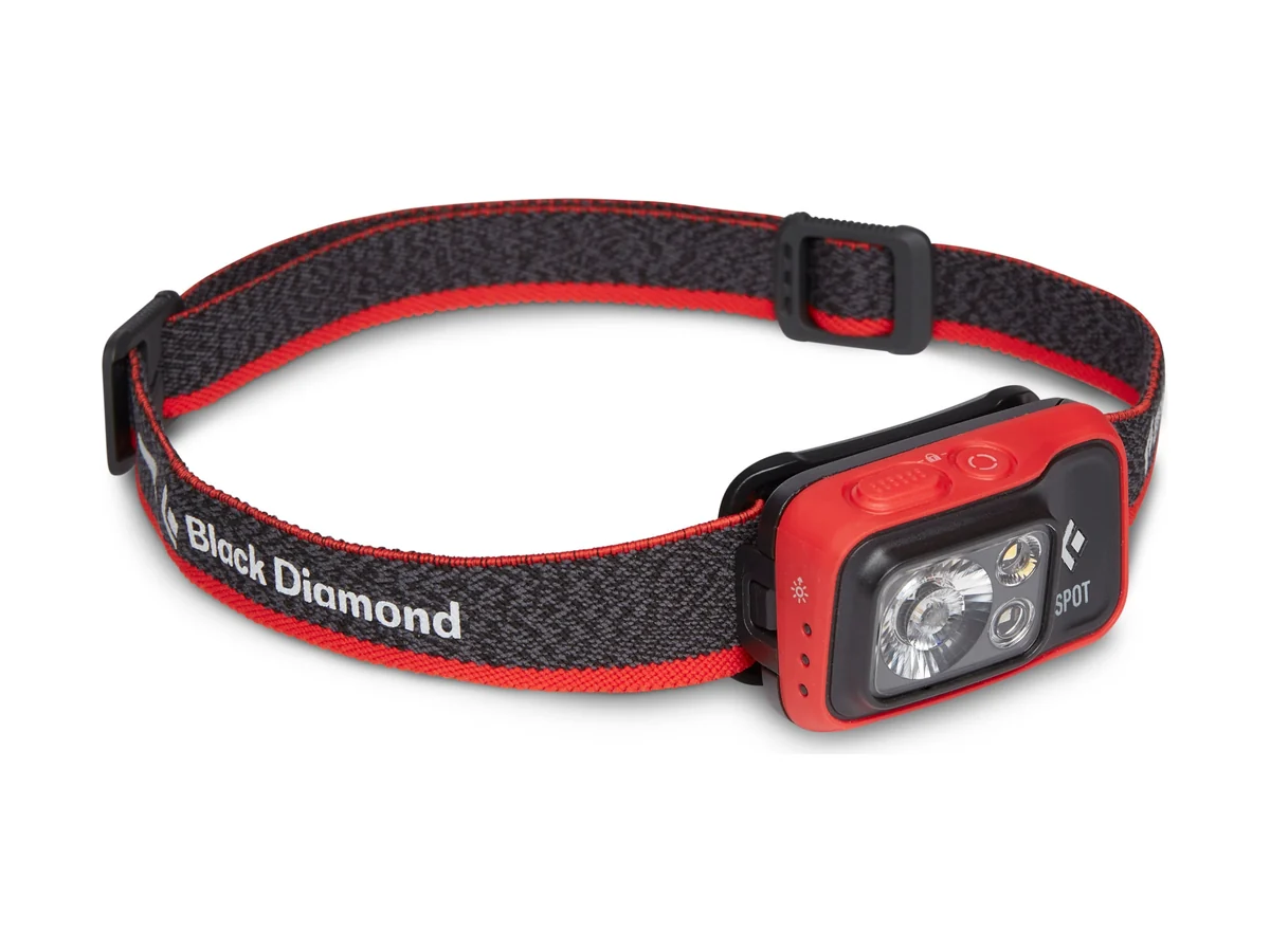 Black Diamond Spot 400 Stirnlampe in Rot und Schwarz auf ihrem Kopfband