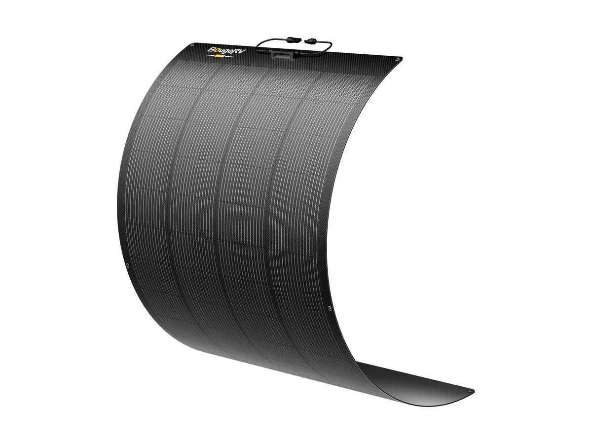 Schwarzes BougeRV Arch Pro 200W, flexibles Solarpanel, zu einer Kurve gebogen