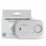 Caja del detector portátil de monóxido de carbono FireAngel FA6813 con la alarma blanca mostrada en el embalaje