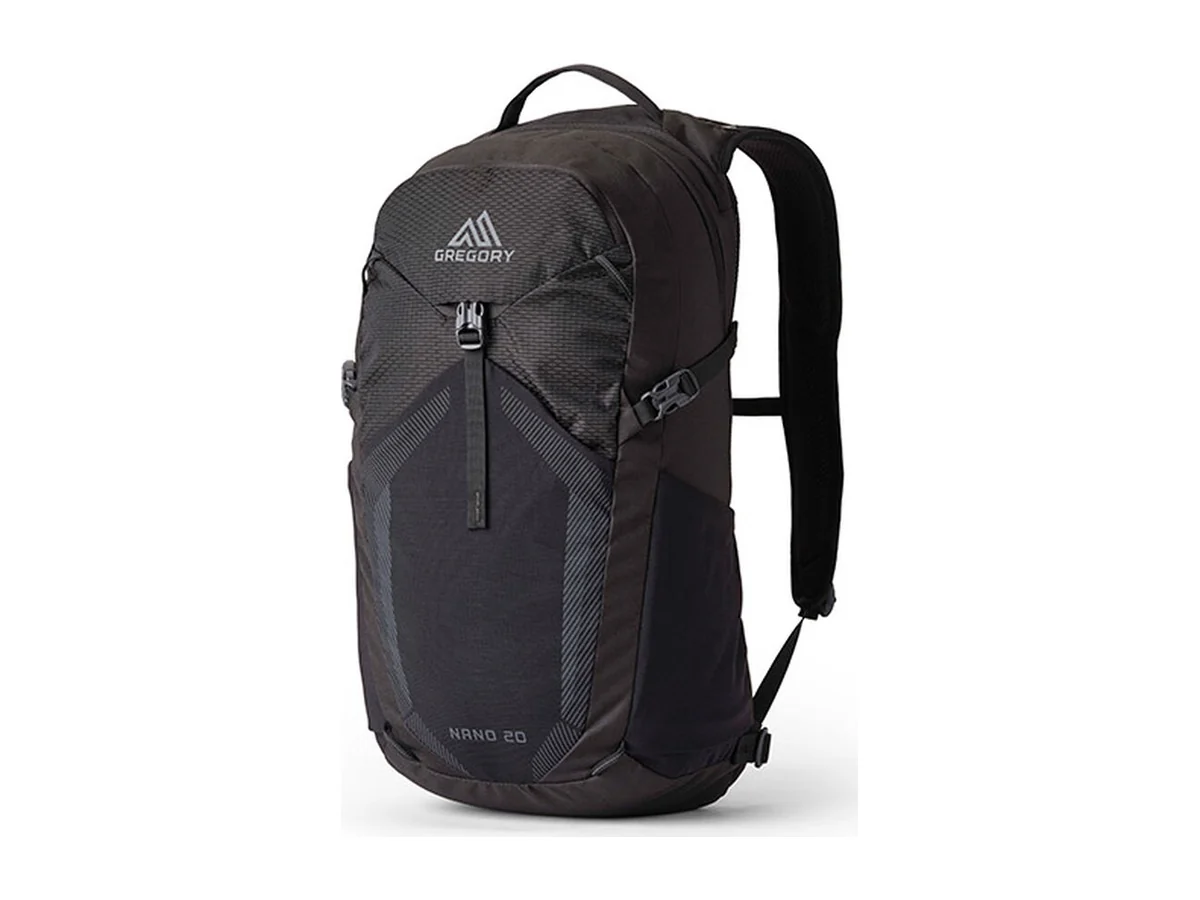 Mochila de día Gregory Nano 20L en negro, con cremallera frontal y bolsillo elástico