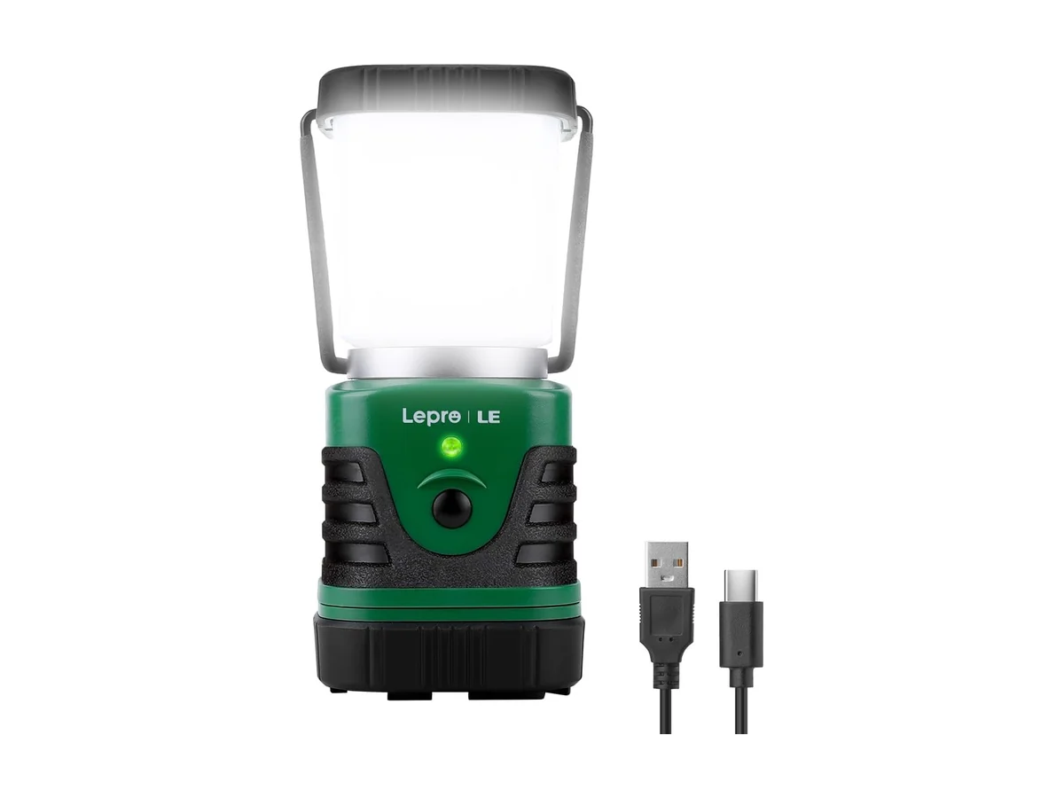 Lepro 1000LM oplaadbare campinglantaarn in groen met een USB-C-kabel