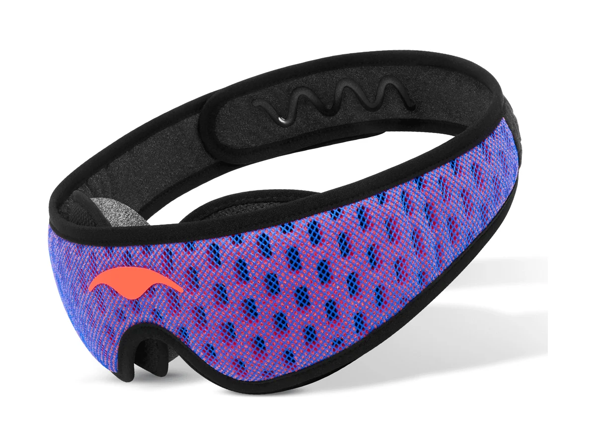 Manta PRO slaapmasker met schuimen oogkapjes en een schuin geplaatste band