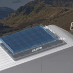 Renogy ShadowFlux 200W Solarpanel auf einem Van-Dach mit Maßangaben