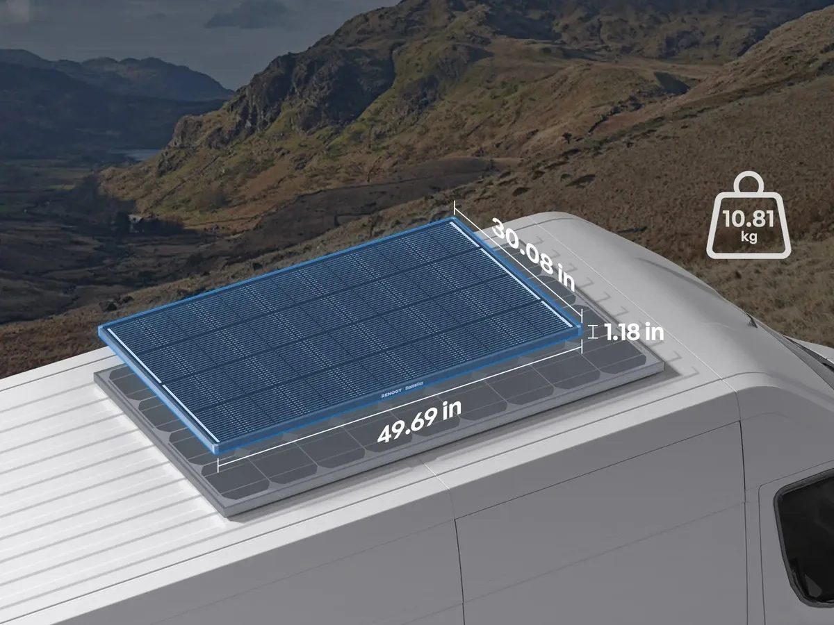 Renogy ShadowFlux 200W Solarpanel auf einem Van-Dach mit Maßangaben